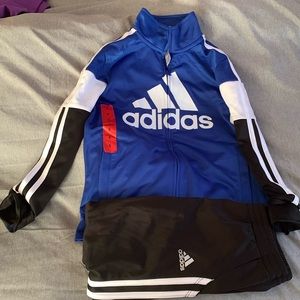 Kids adidas track suit
